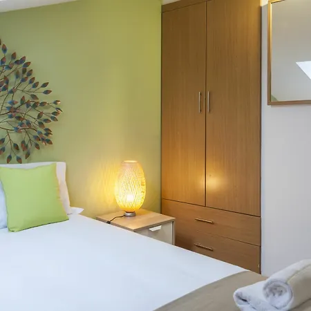 Apartamento Contemporary By Alfama *